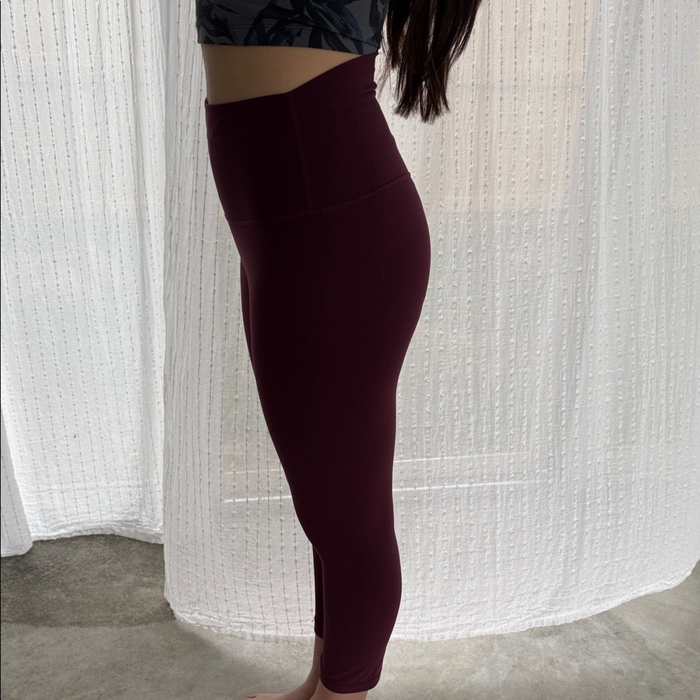 Lululemon High-Waisted Burgundy Leggings size 6